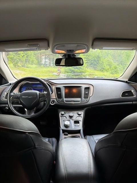 2015 Chrysler 200 C