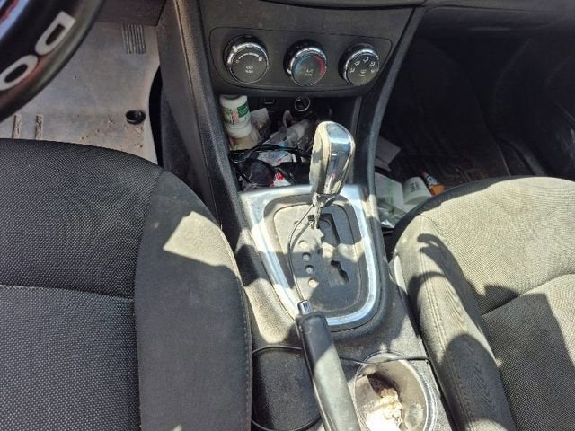 2012 Dodge Avenger SE V6