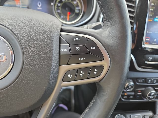 2019 Jeep Cherokee Overland