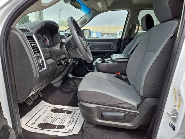 2024 RAM 1500 Classic SLT