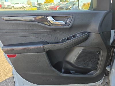 2025 Ford Escape ST-Line Select