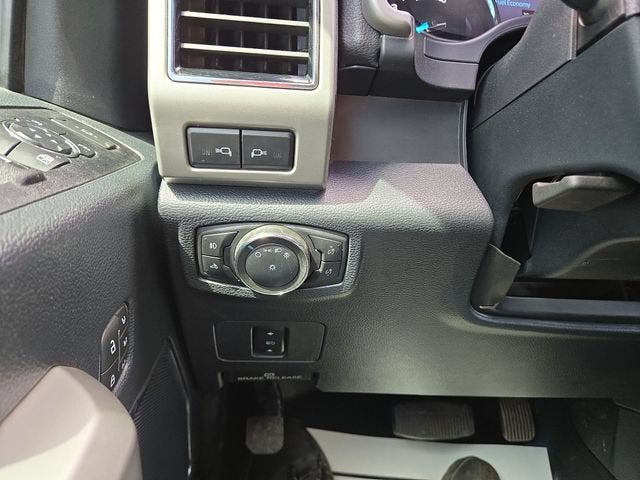 2022 Ford Super Duty F-350 SRW XL