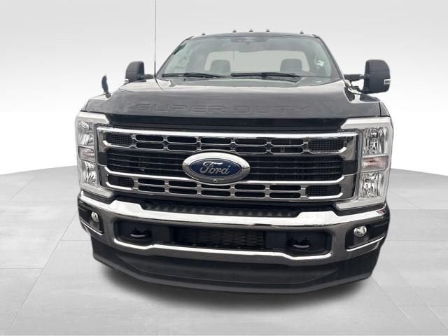 2024 Ford Super Duty F-350 DRW XL