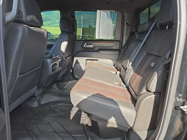 2025 Chevrolet Silverado 3500 HD High Country