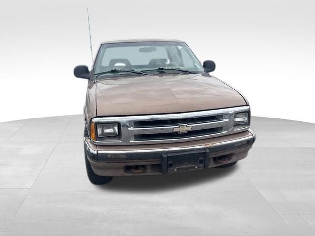 1996 Chevrolet S-10 LS