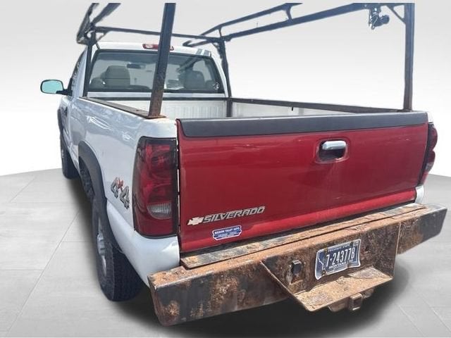 2004 Chevrolet Silverado 2500 HD Work Truck