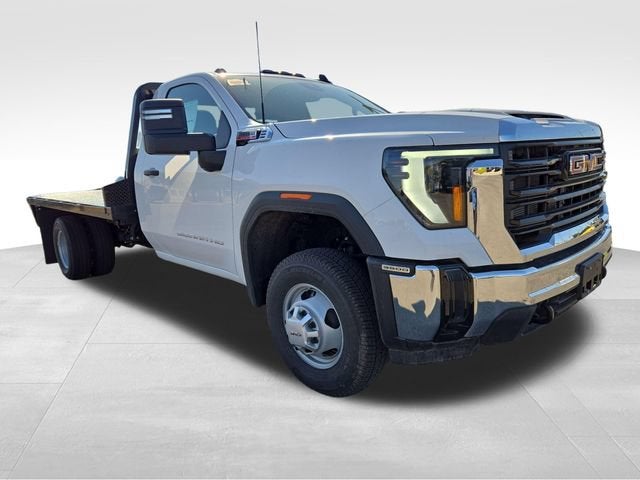 2026 GMC Sierra 3500 HD Chassis Cab Pro