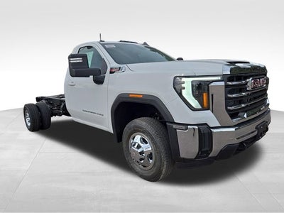 2026 GMC Sierra 3500 HD Chassis Cab SLE