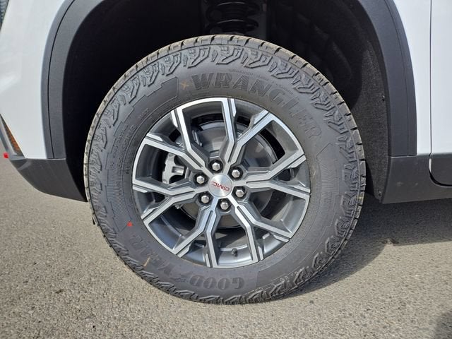 2027 GMC Acadia AT4