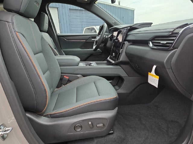 2027 GMC Acadia AT4