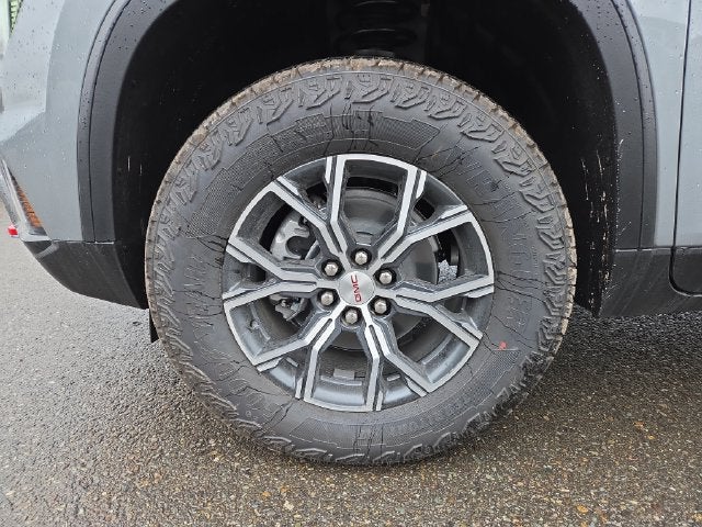 2027 GMC Acadia AT4