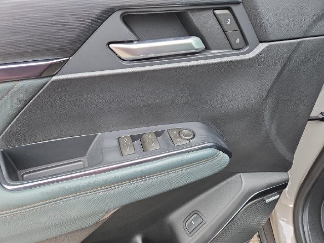 2027 GMC Acadia AT4