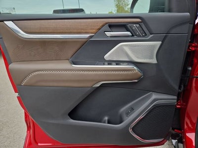 2027 GMC Acadia Denali Ultimate