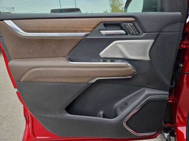 2027 GMC Acadia Denali Ultimate