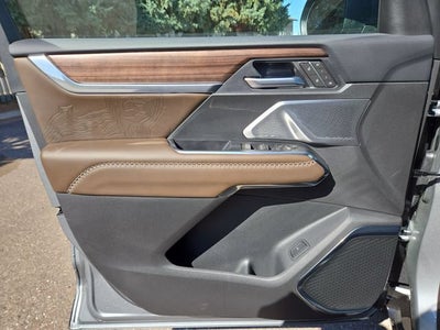 2027 GMC Acadia Denali Ultimate