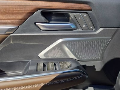 2027 GMC Acadia Denali Ultimate