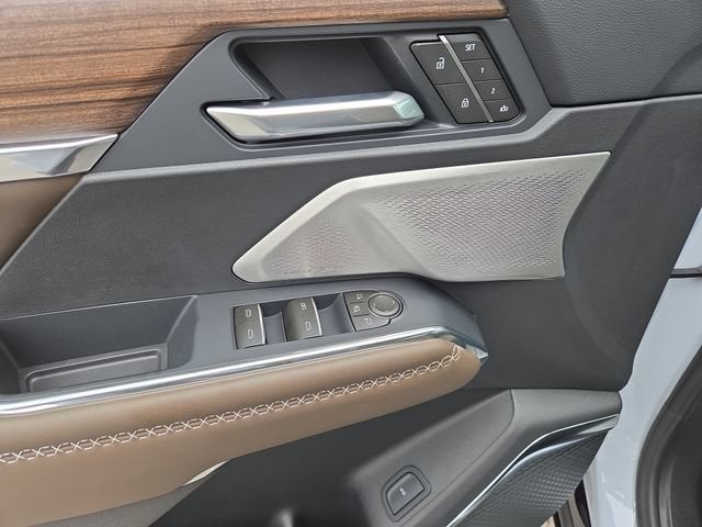 2027 GMC Acadia Denali Ultimate