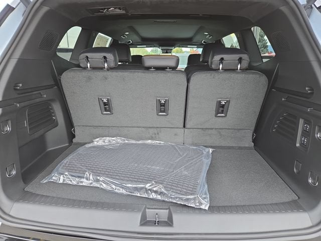 2027 GMC Acadia Denali Ultimate