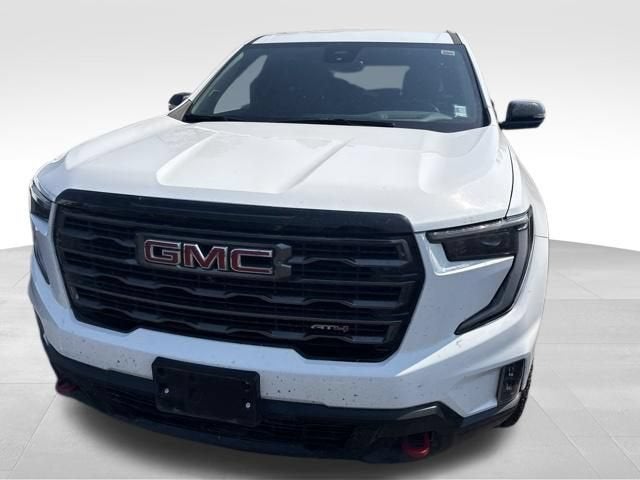 2024 GMC Acadia AT4