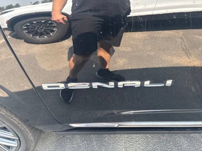 2025 GMC Yukon Denali Ultimate