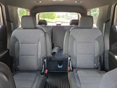 2022 Chevrolet Traverse LT Cloth