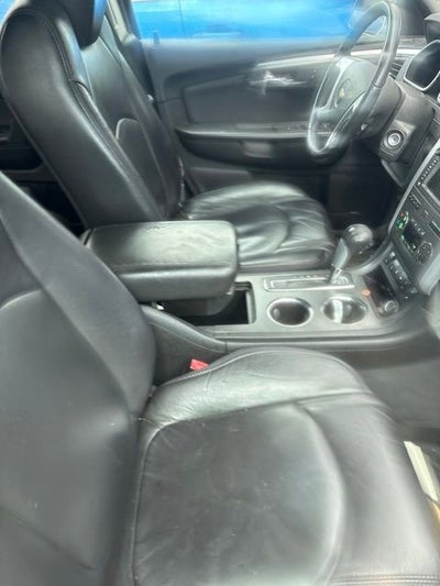 2010 Chevrolet Traverse LT w/2LT