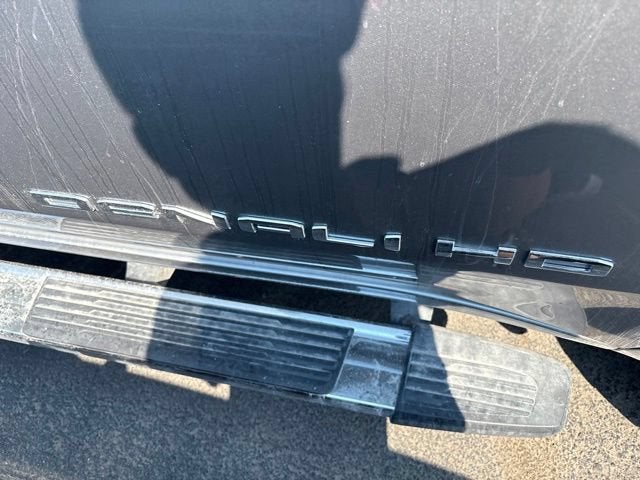 2024 GMC Sierra 3500 HD Denali