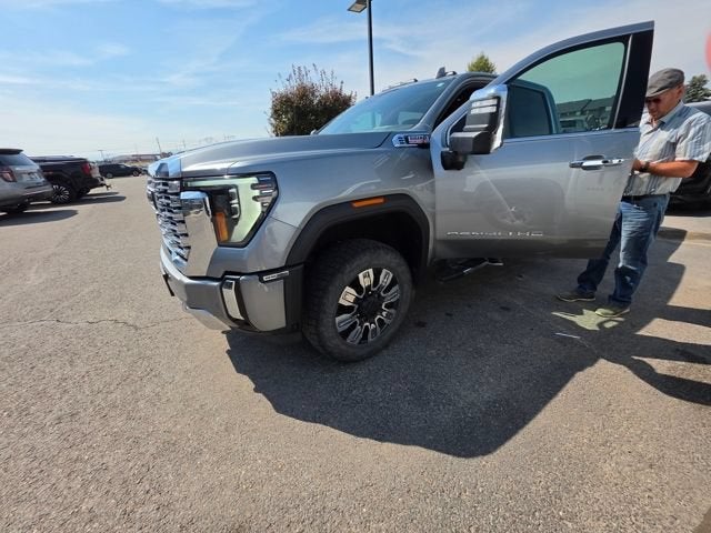 2024 GMC Sierra 3500 HD Denali