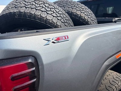 2025 GMC Sierra 3500 HD SLT