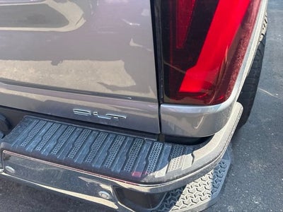 2025 GMC Sierra 3500 HD SLT