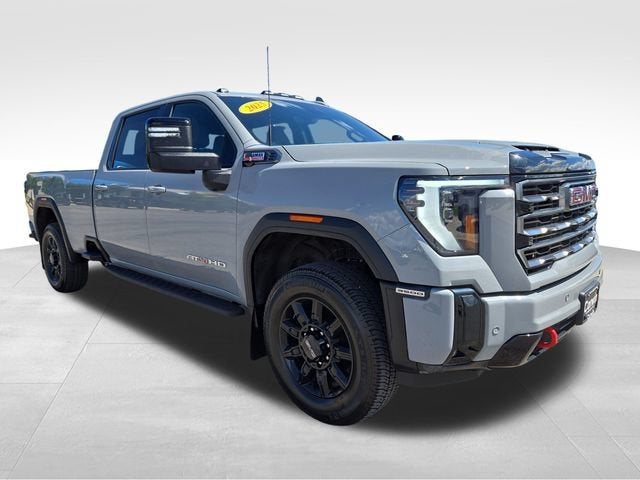 2025 GMC Sierra 3500 HD AT4