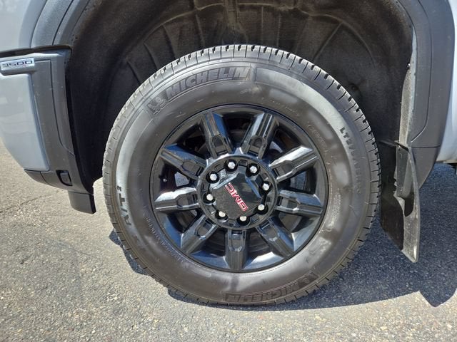 2025 GMC Sierra 3500 HD AT4