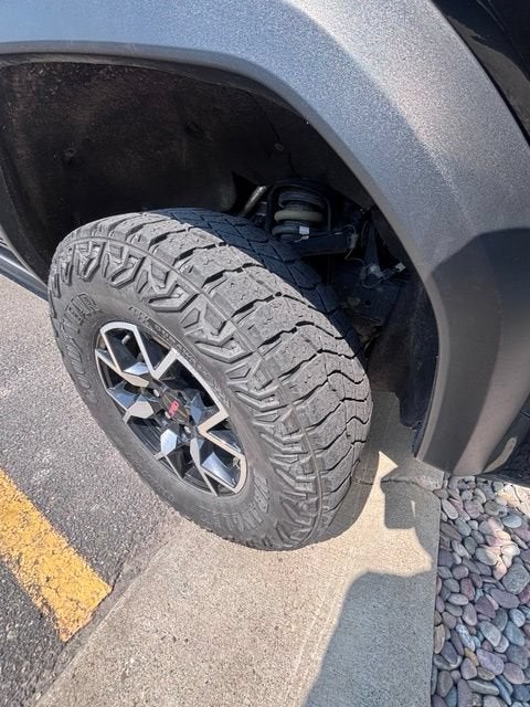 2023 GMC Canyon 4WD AT4X