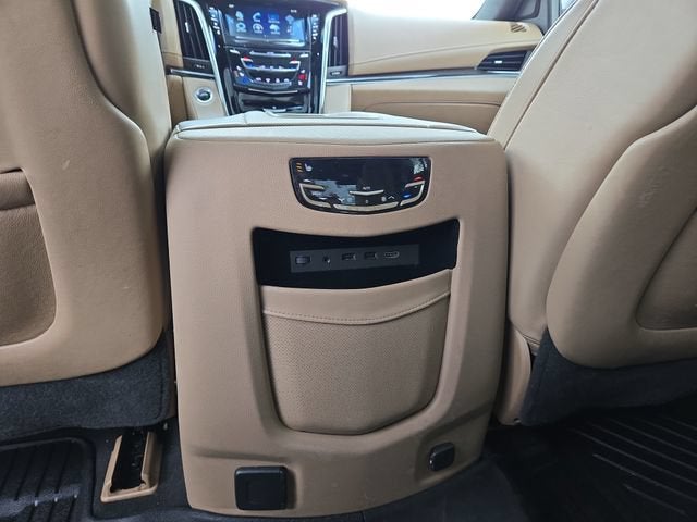 2019 Cadillac Escalade Platinum