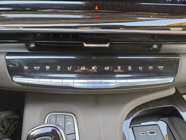 2023 Cadillac Escalade ESV 4WD Premium Luxury