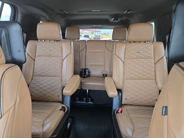 2023 Cadillac Escalade ESV 4WD Premium Luxury