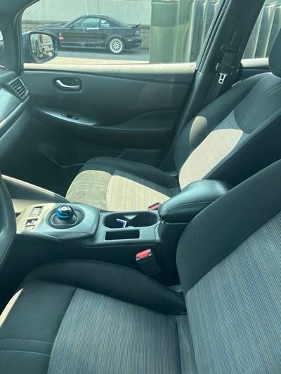 2018 Nissan LEAF S