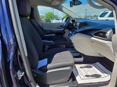 2017 Chrysler Pacifica LX