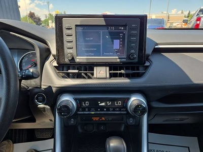 2022 Toyota RAV4 XLE