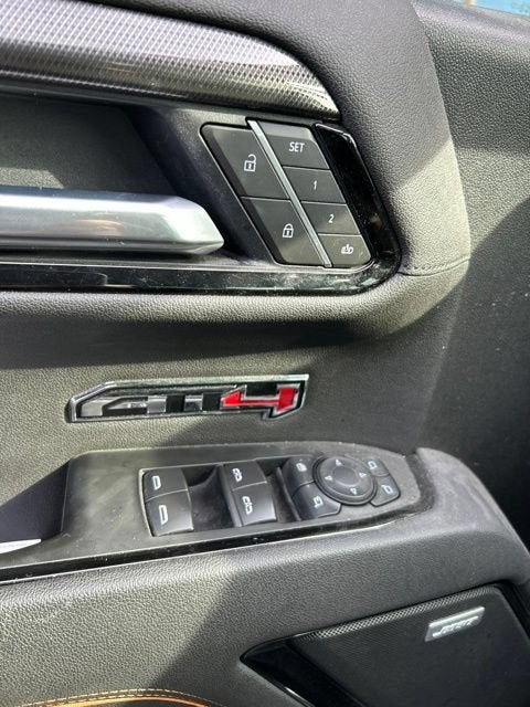 2025 GMC Sierra 1500 AT4