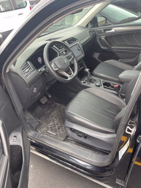 2022 Volkswagen Tiguan SE