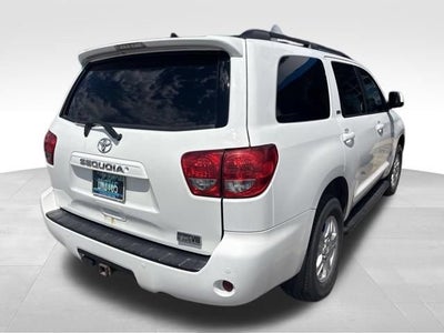 2017 Toyota Sequoia SR5