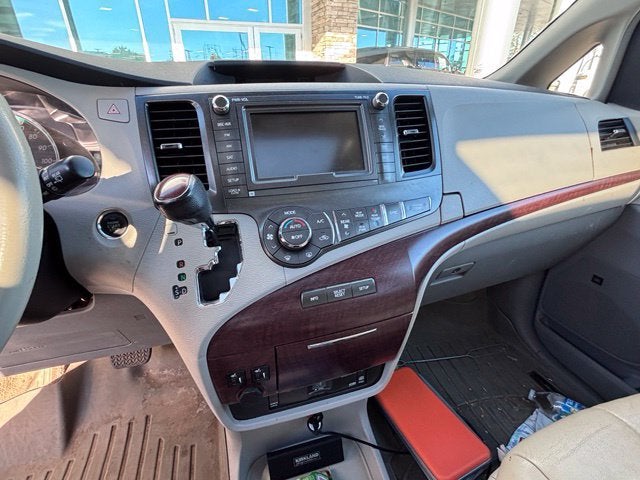 2014 Toyota Sienna Ltd