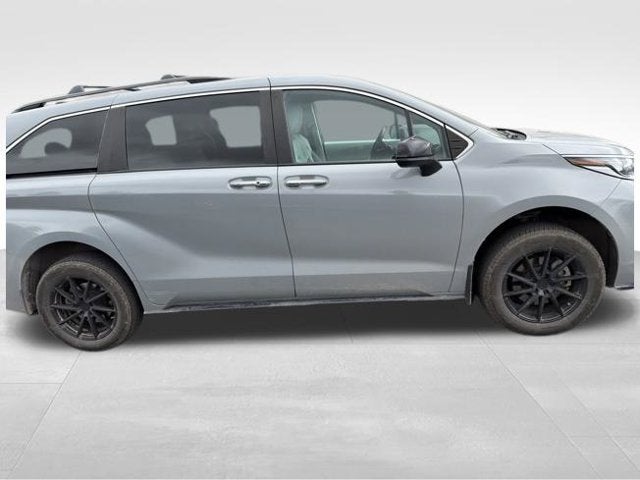 2023 Toyota Sienna XSE