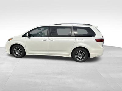 2019 Toyota Sienna XLE Auto Access Seat