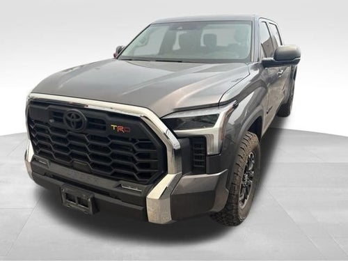 2022 Toyota Tundra 4WD SR5