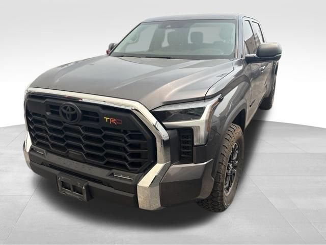 2022 Toyota Tundra 4WD SR5