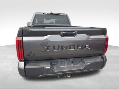 2022 Toyota Tundra 4WD SR5