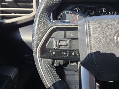 2022 Toyota Tundra 4WD SR5