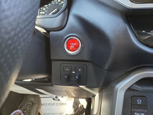 2022 Toyota Tundra 4WD SR5